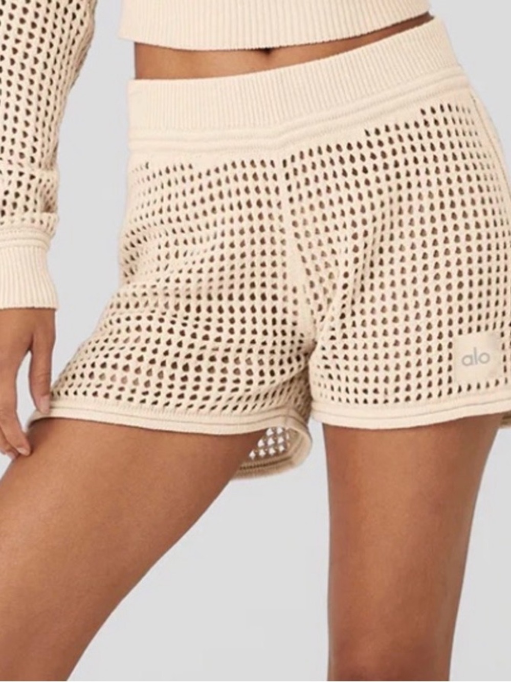 **SOLD OUT ** Alo Yoga Open Knit High Waist Chase The Sun Knit Short